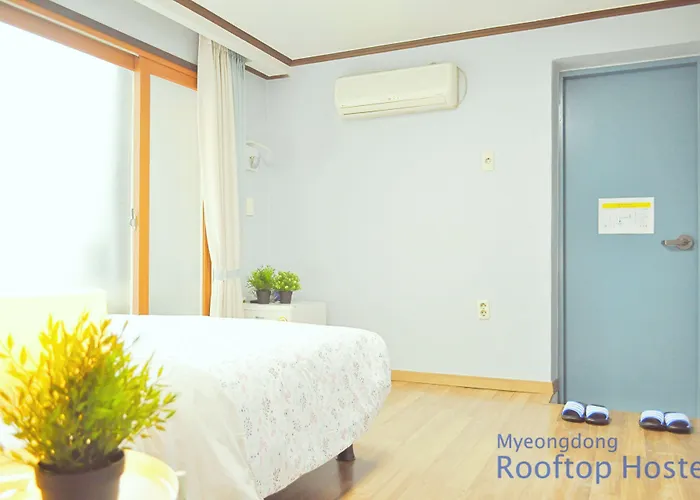 Myeongdong Rooftop Hostel *
