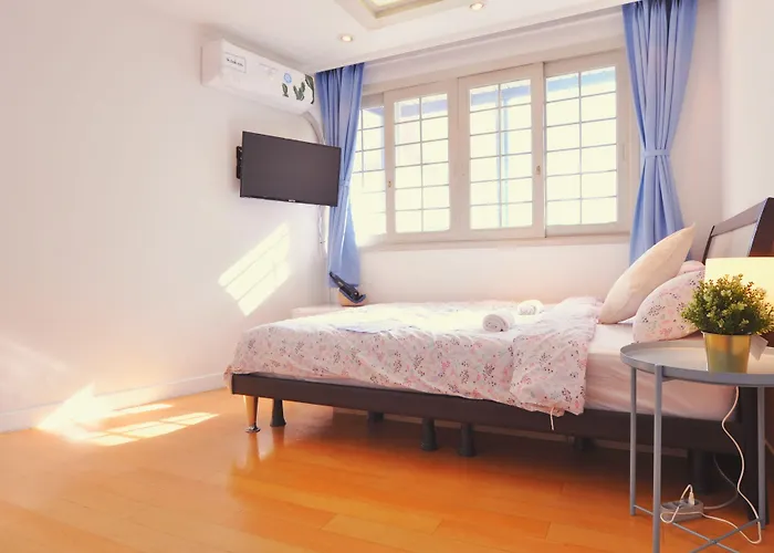 Myeongdong Rooftop Hostel *