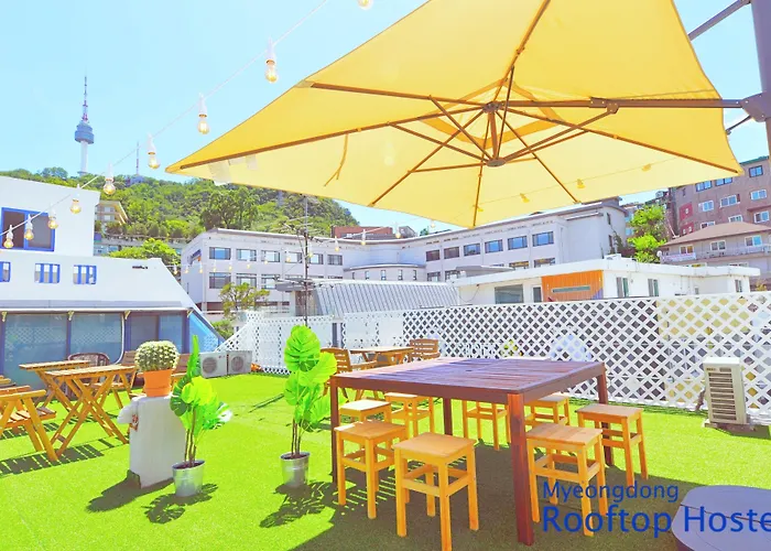 Hostel Myeongdong Rooftop *