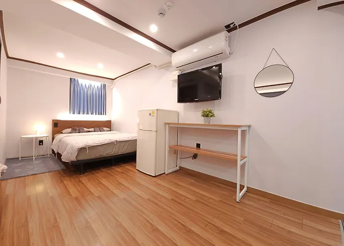 Hostel Myeongdong Rooftop