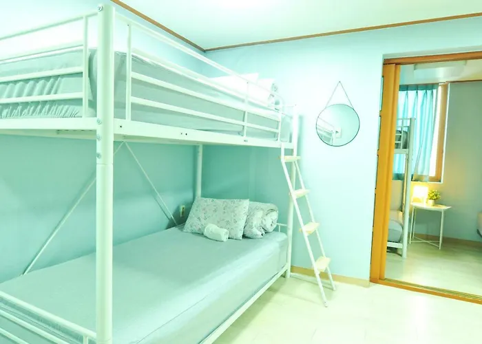 Hostel Myeongdong Rooftop Seoel