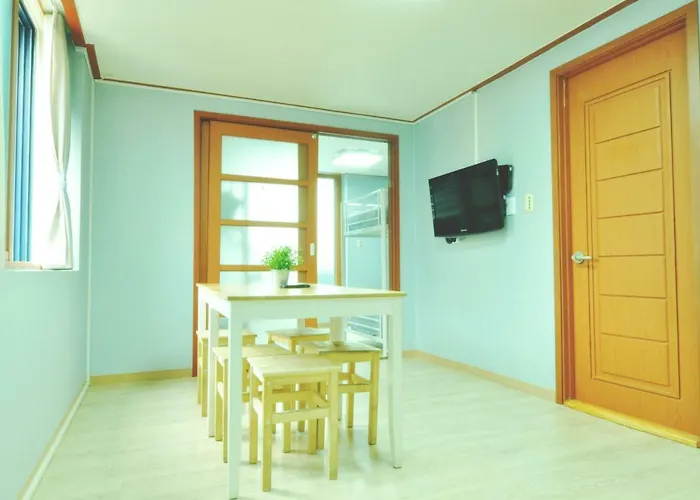 Hostel Myeongdong Rooftop Seoel